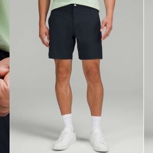 Lululemon Commission Classic Fit 7” Mens Navy Shorts 30